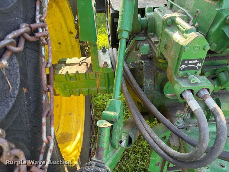 image for item EX1049 1972 John Deere 4000 tractor