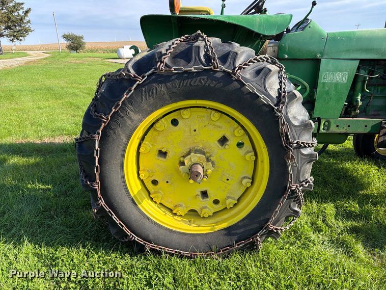image for item EX1049 1972 John Deere 4000 tractor