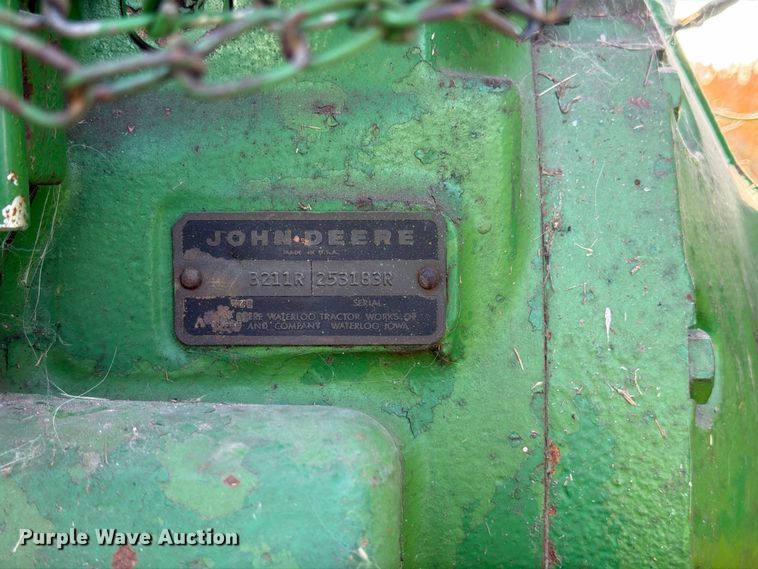 image for item EX1049 1972 John Deere 4000 tractor