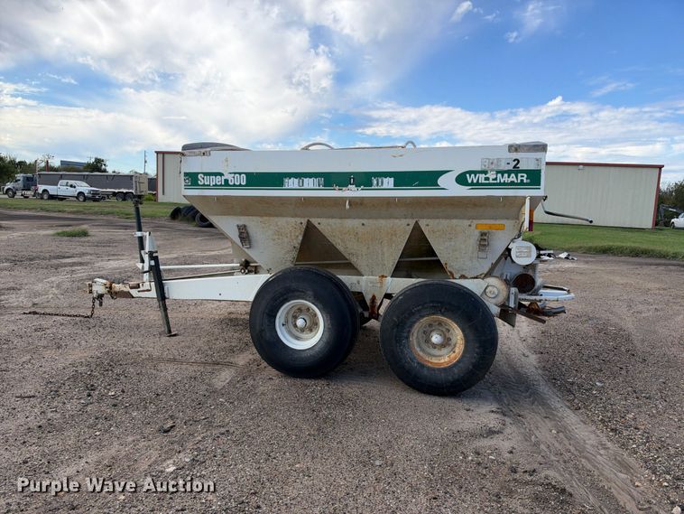 image for item EX1502 Willmar Super 600 spreader