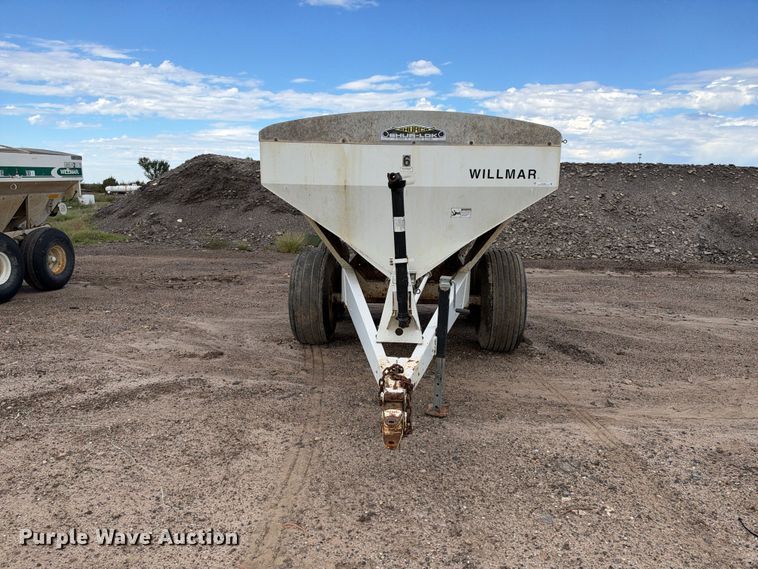 image for item EX1503 Willmar Super 600 spreader