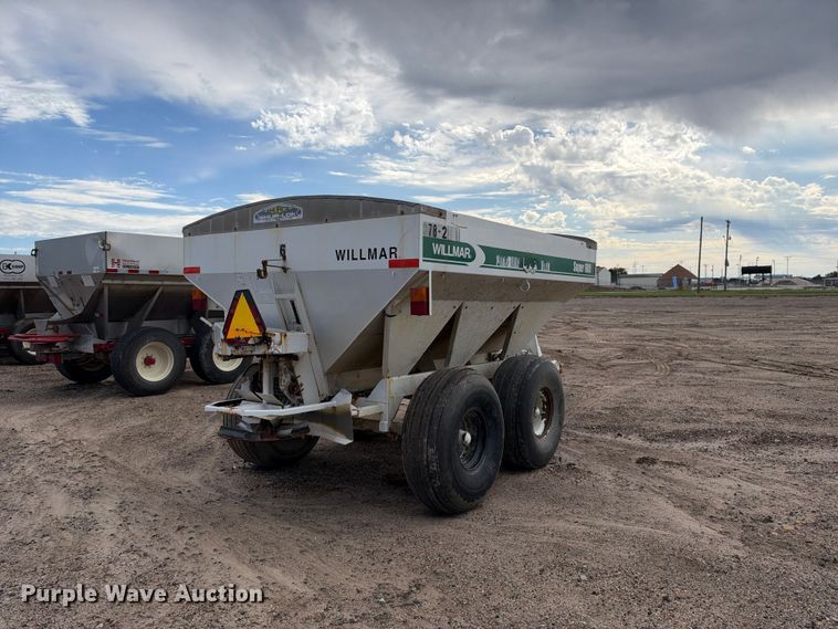 image for item EX1503 Willmar Super 600 spreader