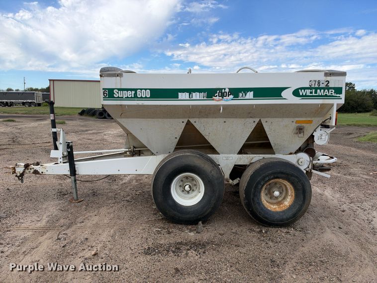 image for item EX1503 Willmar Super 600 spreader