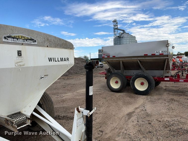 image for item EX1503 Willmar Super 600 spreader