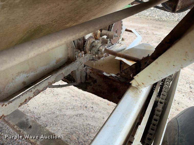 image for item EX1503 Willmar Super 600 spreader