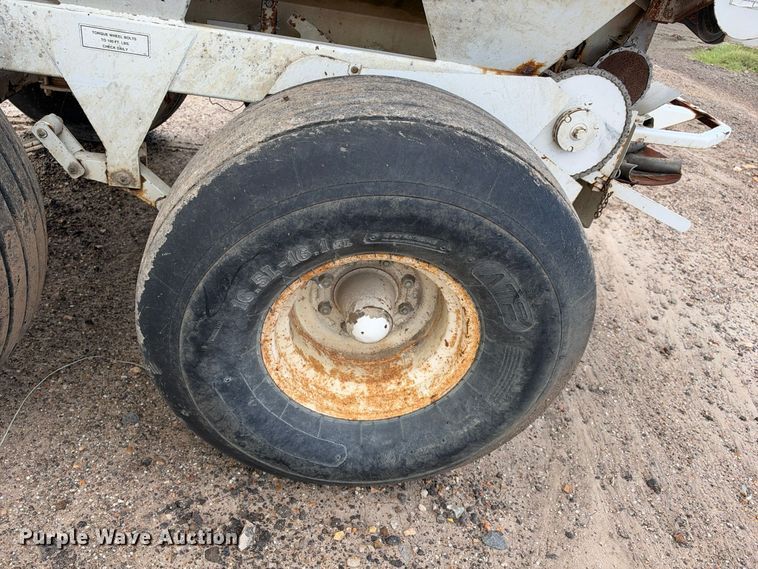 image for item EX1503 Willmar Super 600 spreader