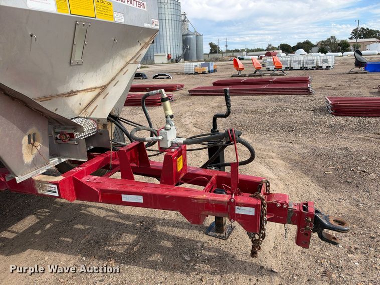 image for item EX1504 Heartland Ag System AG-800 spreader