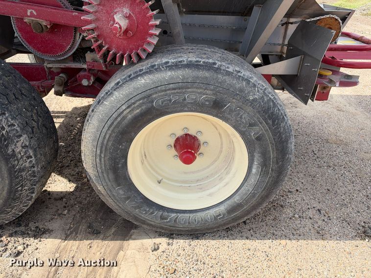 image for item EX1506 Heartland Ag Systems Ag-800 spreader