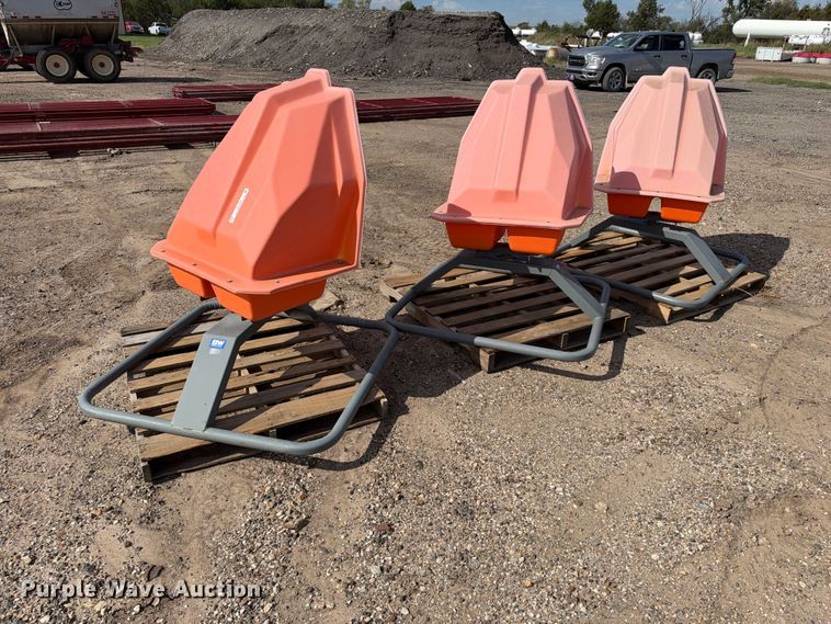 (3) B&W livestock mineral feeders
