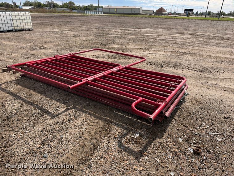 image for item EX1514 (4) 10' livestock gates