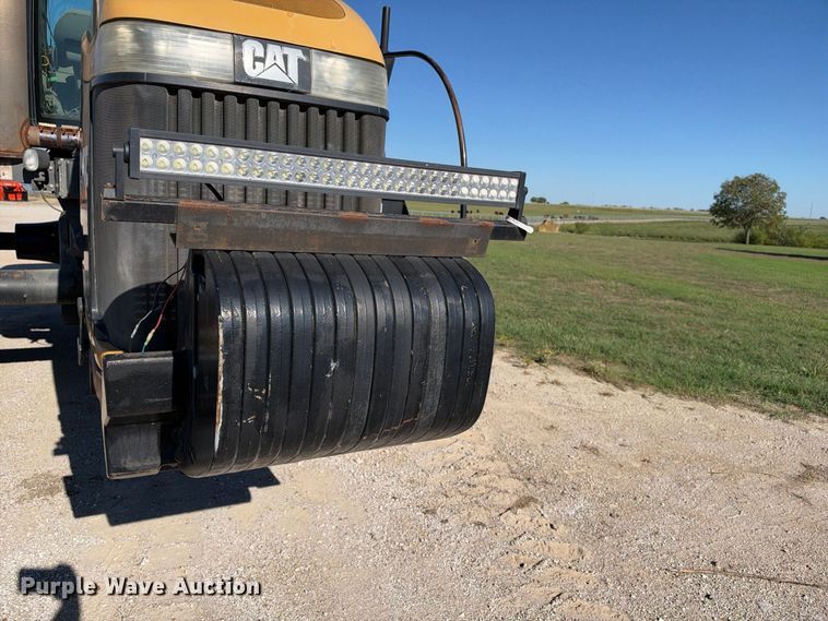 image for item EX2351 2002 Challenger MT765 tractor