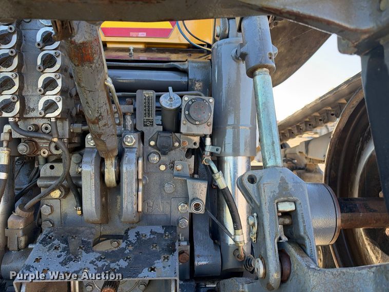 image for item EX2351 2002 Challenger MT765 tractor