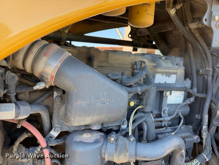 image for item EX2351 2002 Challenger MT765 tractor