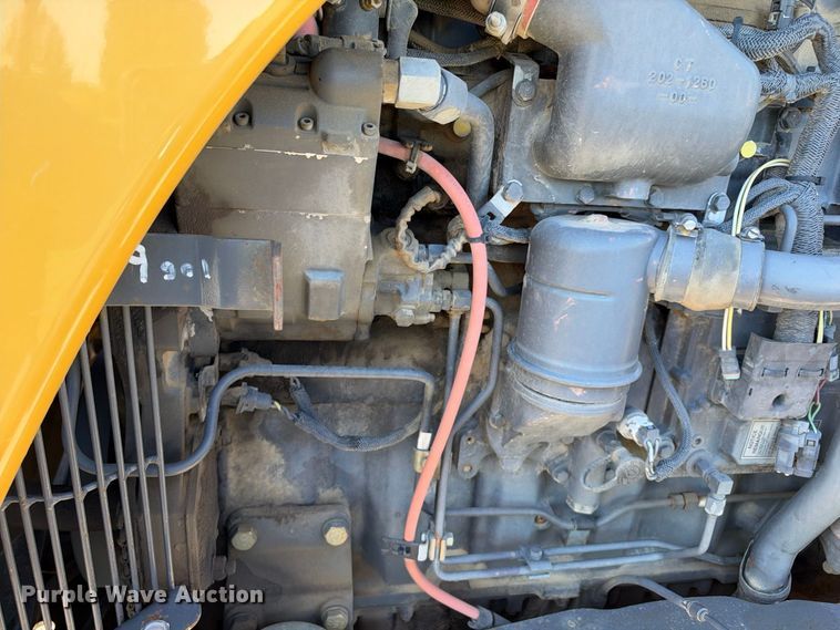 image for item EX2351 2002 Challenger MT765 tractor