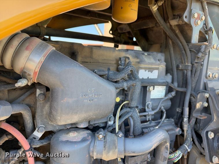 image for item EX2351 2002 Challenger MT765 tractor