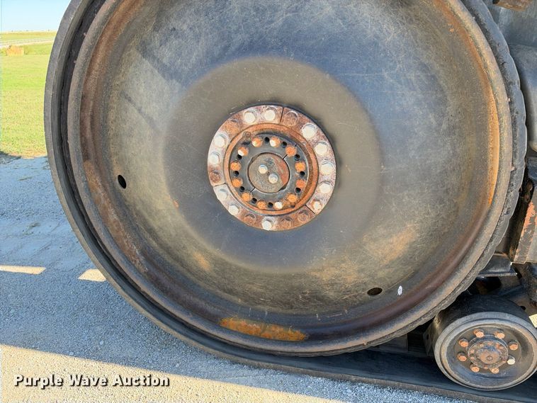 image for item EX2351 2002 Challenger MT765 tractor