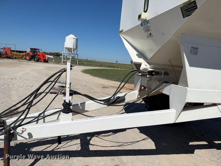 image for item EX2355 Dalton Ag Mobility 800 spreader