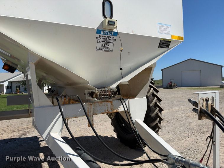 image for item EX2355 Dalton Ag Mobility 800 spreader