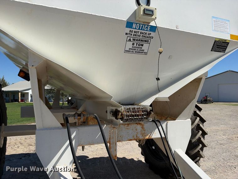 image for item EX2355 Dalton Ag Mobility 800 spreader