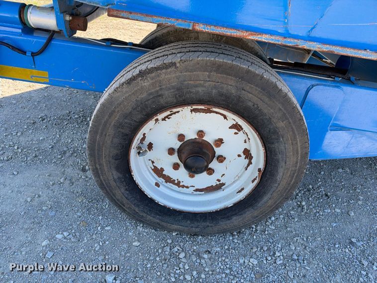 image for item EX2356 Patz 1200 Series 420 feed mixer