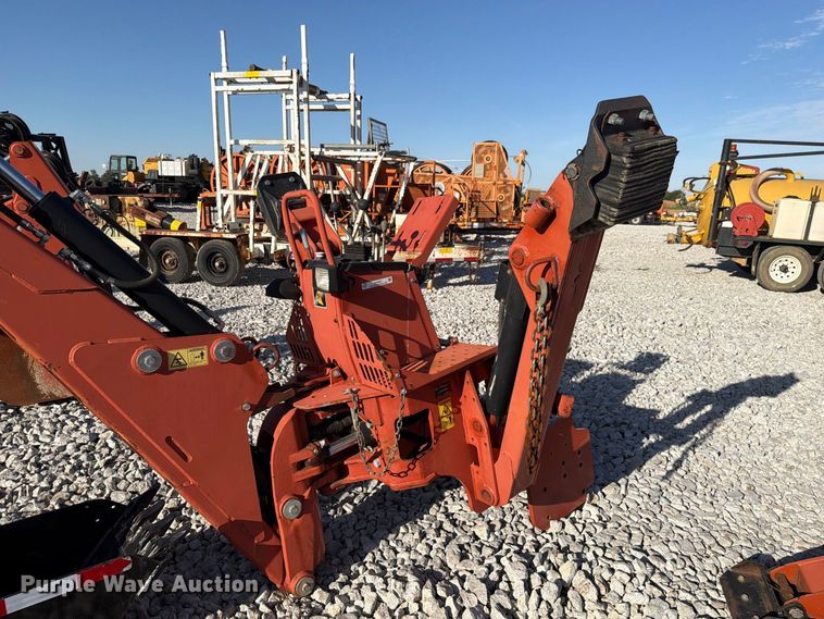 image for item EX4637 2016 Ditch Witch A920 backhoe attachment