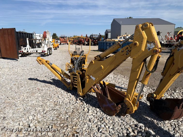 image for item EX4648 2004 Vermeer B930 backhoe attachment
