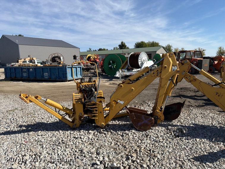 image for item EX4648 2004 Vermeer B930 backhoe attachment