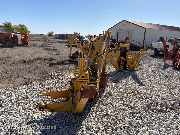 image for item EX4648 2004 Vermeer B930 backhoe attachment