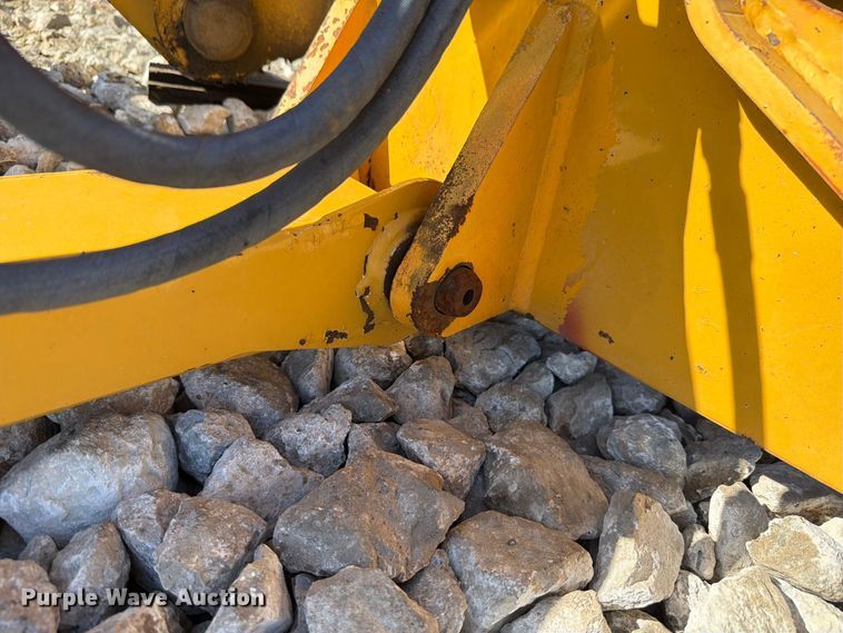image for item EX4648 2004 Vermeer B930 backhoe attachment