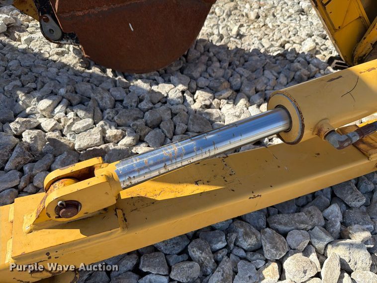 image for item EX4648 2004 Vermeer B930 backhoe attachment