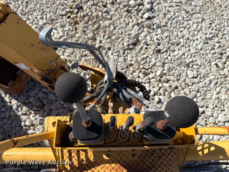image for item EX4648 2004 Vermeer B930 backhoe attachment