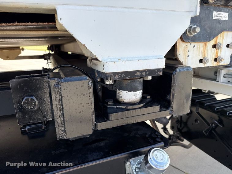 image for item FB6943 2021 International HV607 feed mixer truck