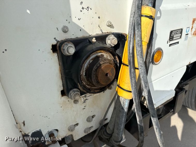 image for item FB6943 2021 International HV607 feed mixer truck