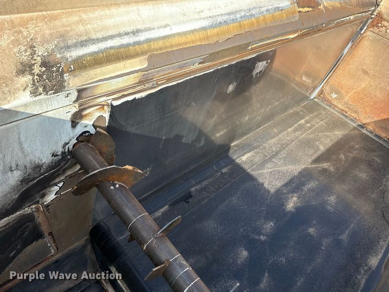 image for item FB6943 2021 International HV607 feed mixer truck