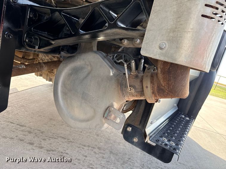 image for item FB6943 2021 International HV607 feed mixer truck