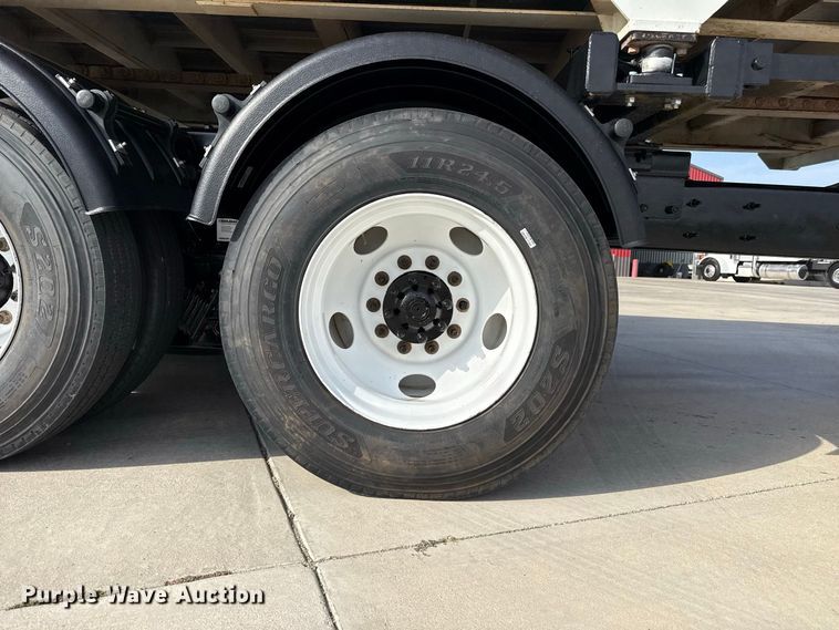 image for item FB6943 2021 International HV607 feed mixer truck