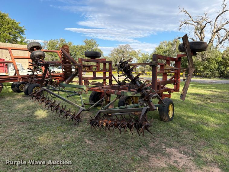image for item FB8996 Sunflower 78J-19 sweep plow