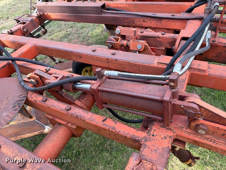 image for item FB8996 Sunflower 78J-19 sweep plow