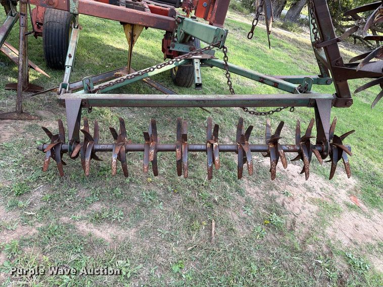 image for item FB8996 Sunflower 78J-19 sweep plow