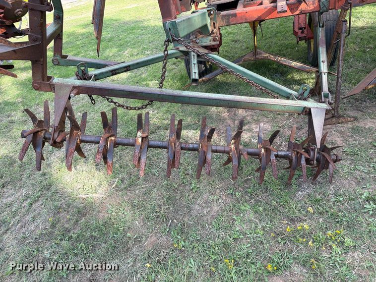 image for item FB8996 Sunflower 78J-19 sweep plow
