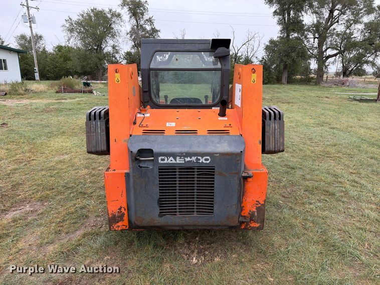 image for item FC0009 1999 Daewoo 1760XL skid steer loader
