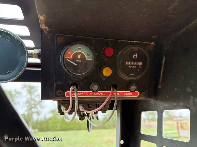 image for item FC0009 1999 Daewoo 1760XL skid steer loader
