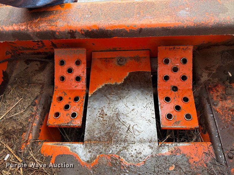image for item FC0009 1999 Daewoo 1760XL skid steer loader