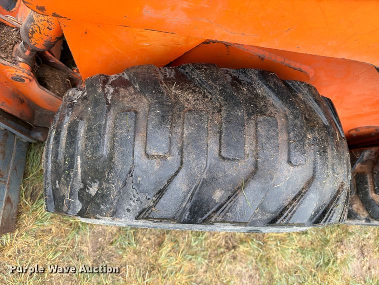 image for item FC0009 1999 Daewoo 1760XL skid steer loader
