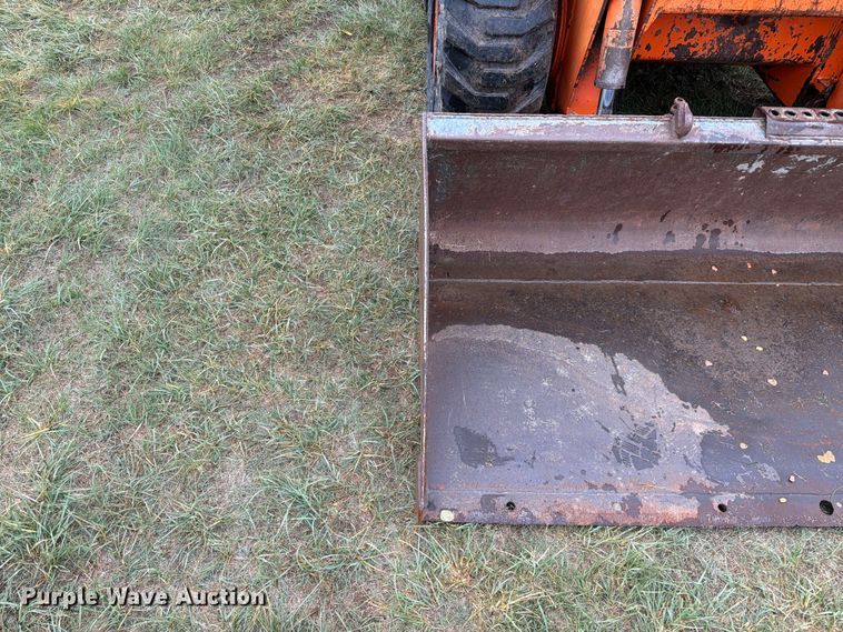 image for item FC0009 1999 Daewoo 1760XL skid steer loader