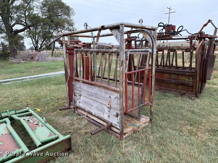 image for item FC0010 My-D Han-D livestock chute