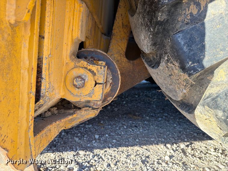 image for item FC3404 John Deere 1810E scraper