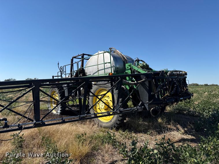 image for item FC4514 2011 John Deere 4930 sprayer