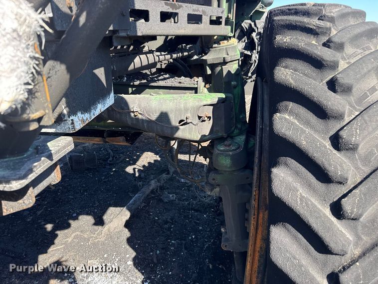image for item FC4514 2011 John Deere 4930 sprayer