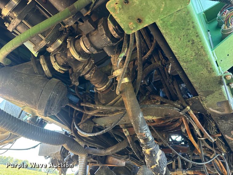 image for item FC4514 2011 John Deere 4930 sprayer
